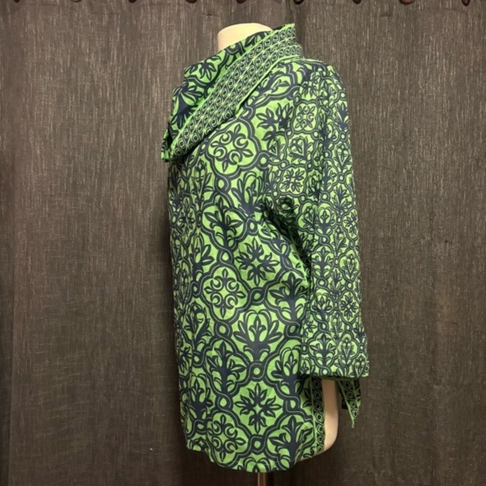 Gretchen Scott Cotton Voile Funnel Top Wall of Secrets Tunic Green/Navy (Large) - Picture 4 of 8